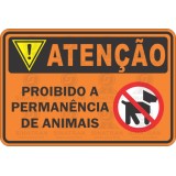 Proibido a permanência de animais